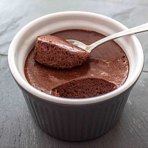 restaurant-pizzeria-paris-13-le-delfino-commander-dessert-mousse-au-chocolat