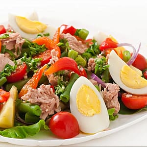 restaurant-pizzeria-paris-13-le-delfino-commander-hors-d-oeuvre-salade-nicoise
